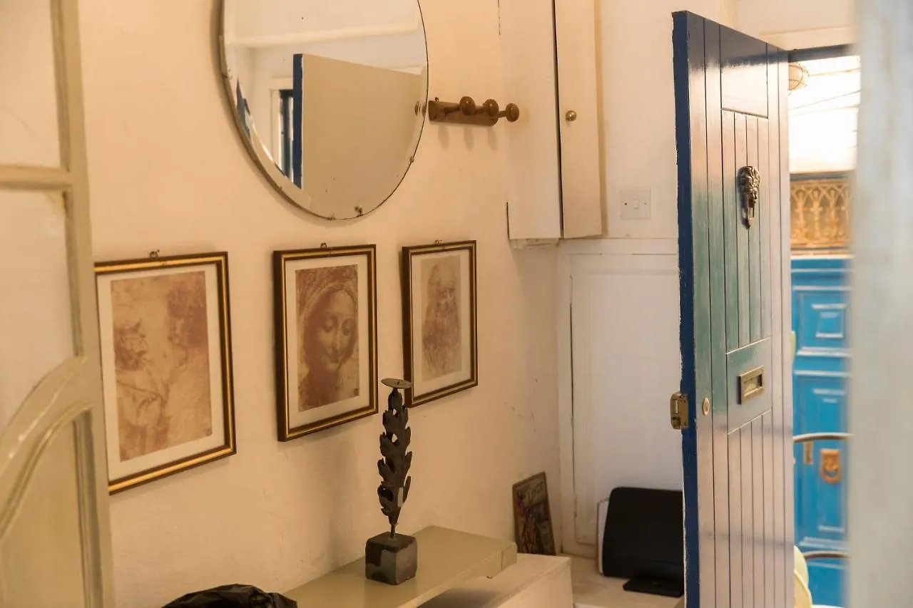 Valletta Collection - Old Theatre Apartment Malta