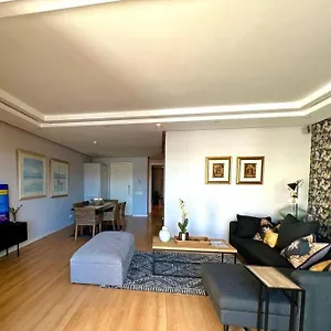 Parama 003 Secure, Luxurious Waterfront , Cape Town South Africa